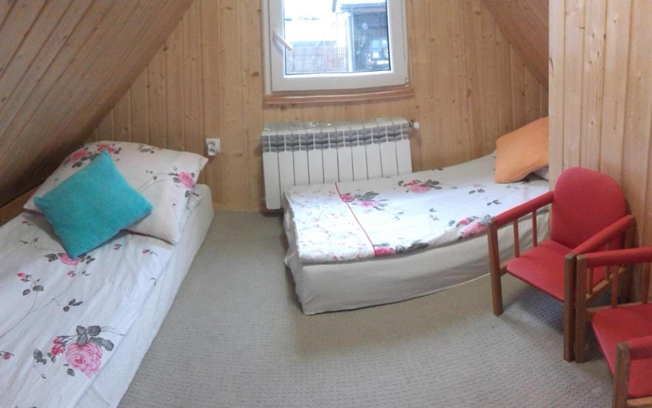 Domek Bialojany Екстер'єр фото